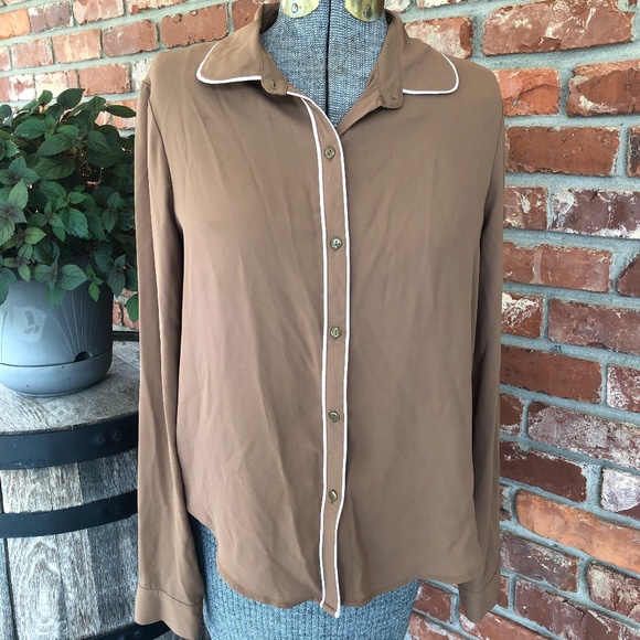 F21 Contemporary top - Picture 2 of 2